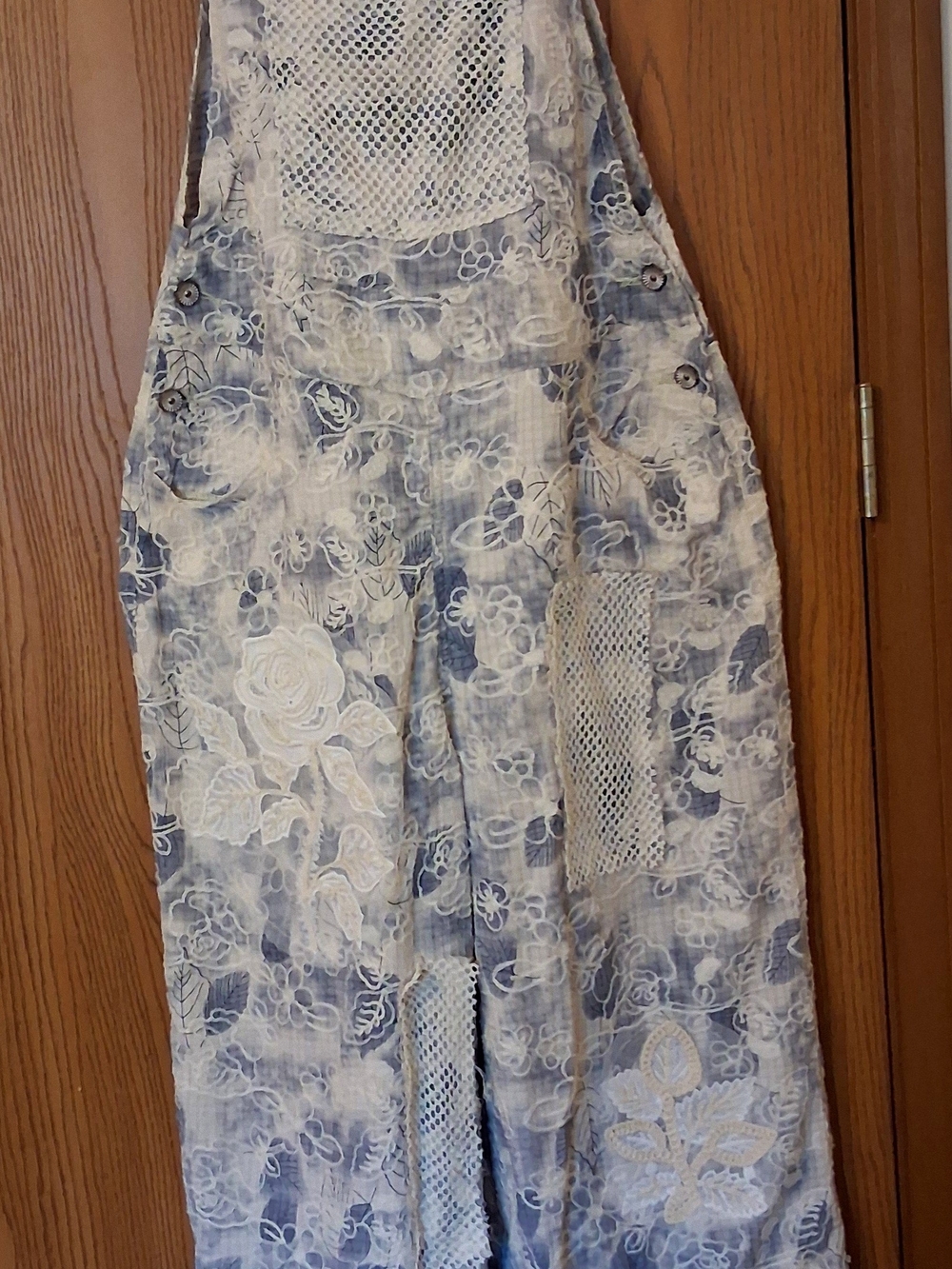 POL Blue and White Embroidered Wide-Leg Patchwork Overalls Sz S - Picture 4 of 16
